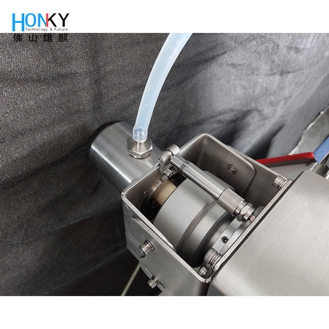Masaüstü Tipi Tam Otomatik 40BPM 2ml Reagent Tüp Doldurma ve Kaplama Makinesi Reagent Doldurma için Robot Kol Sistemi ile
