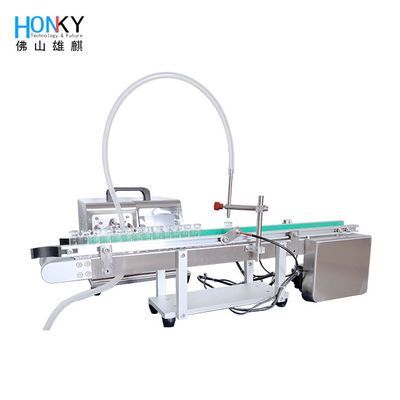 Masaüstü hattı tipi Şişe Doldurma Makinesi Şişe Besleme Taşıyıcısı ve Samll Bach ile Küçük Doldurma hattı Deri bakımı için Yağ Doldurma